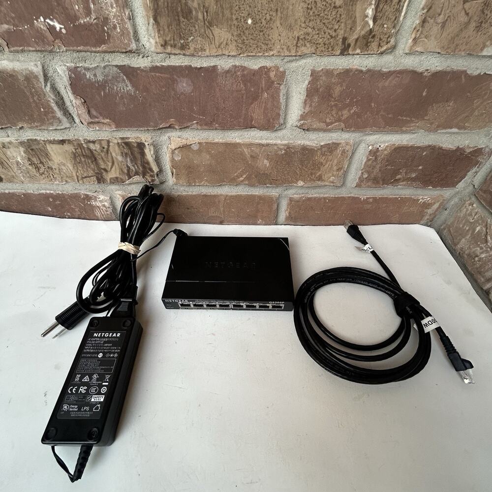 NETGEAR GS308P 8-Port Gigabit Ethernet Unmanaged Switch with 4-Ports PoE - Black